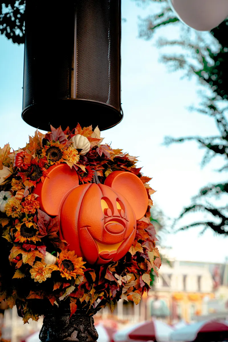 Mickey Mouse pumpkin wreath with autumn leaves in Orlando